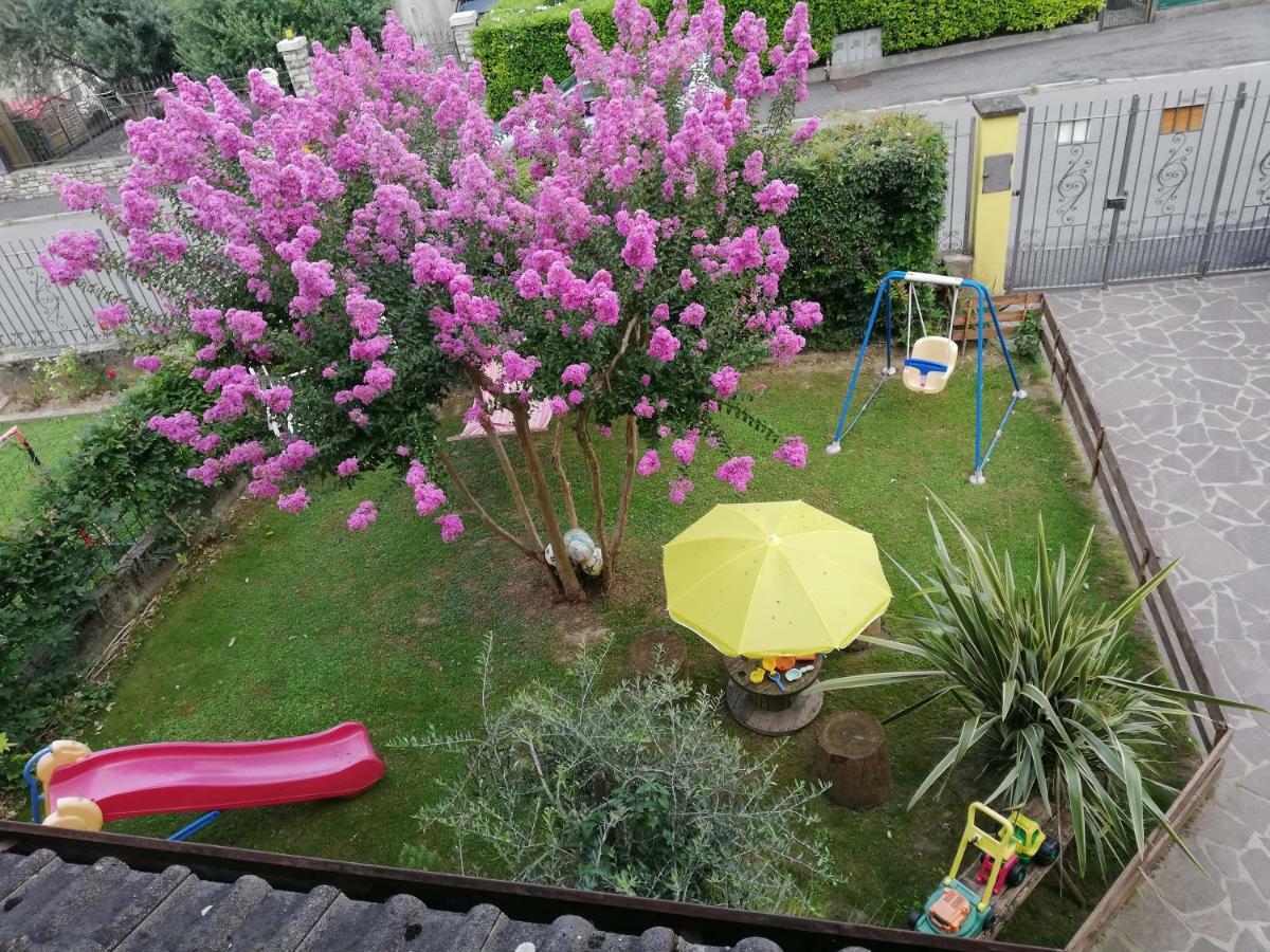 ピゾーニェ Casa Poniヴィラ エクステリア 写真